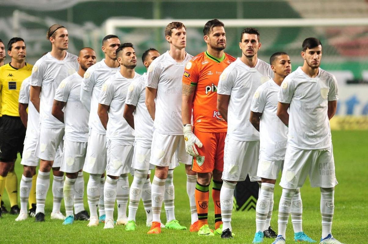 Fotos da partida entre Amrica e Palmeiras, nesta quinta-feira (21), no Independncia, em Belo Horizonte, vlida pela 18 rodada da Srie A do Brasileiro.