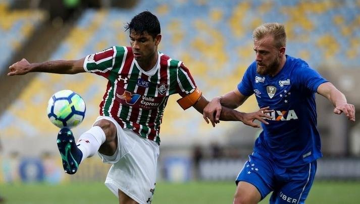 Fluminense e Cruzeiro em partida vlida pela segunda rodada do Brasileiro