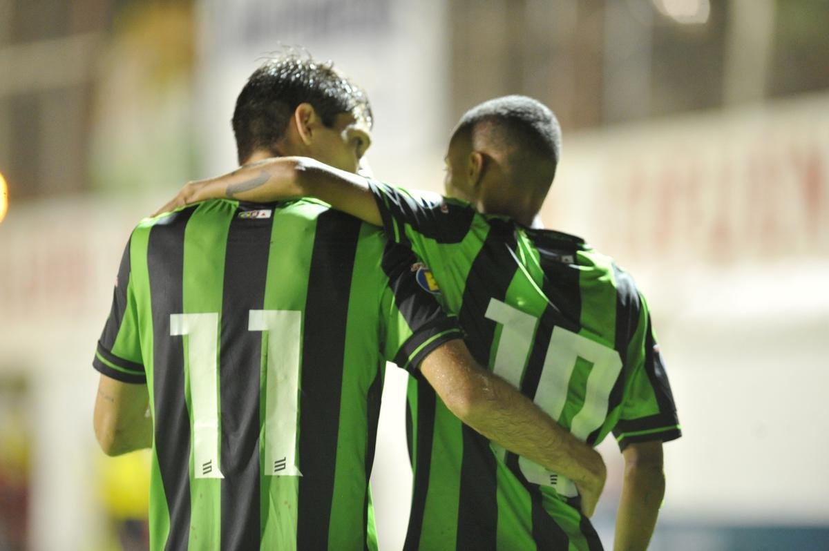 As melhores fotos do duelo entre Villa Nova e Amrica, em Nova Lima, pelo Mineiro