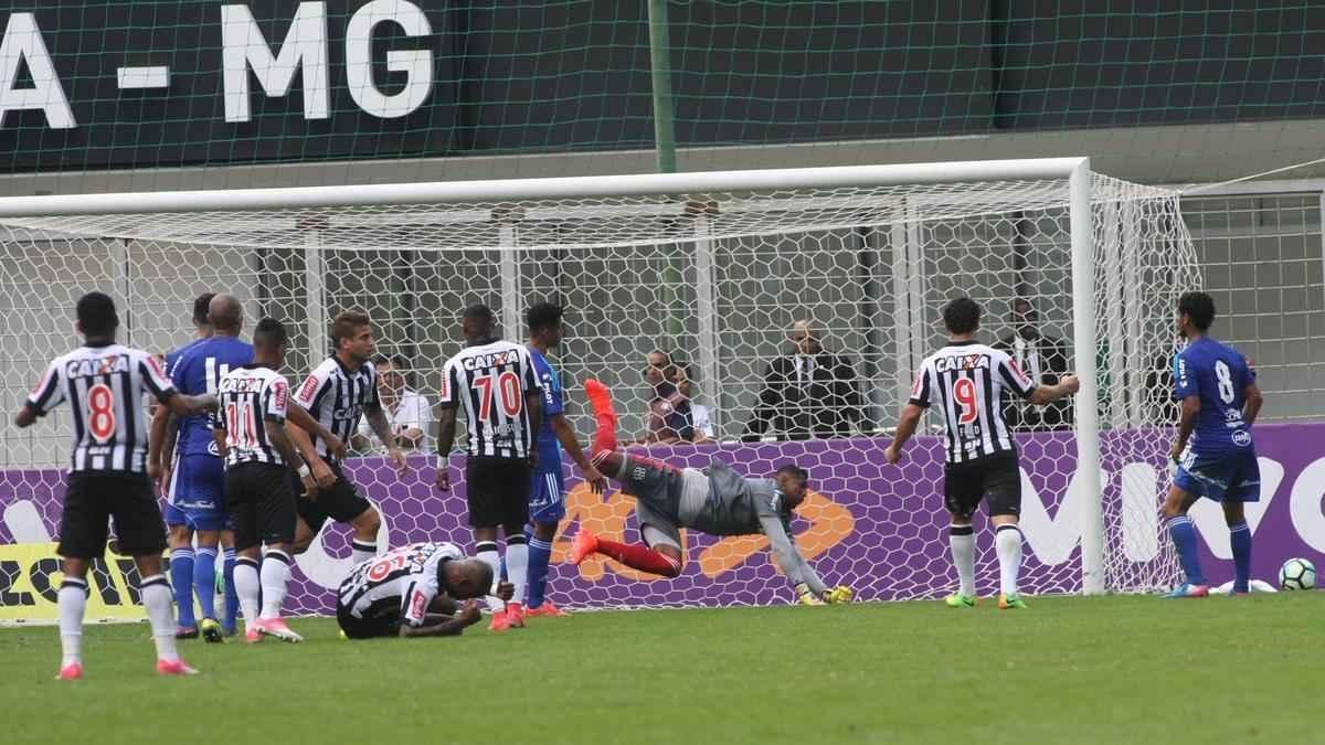Imagens de Atltico x Ponte Preta, no Independncia
