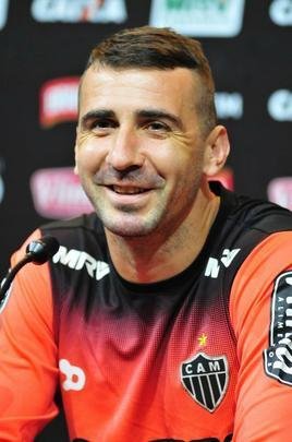 Lucas Pratto participou da entrevista coletiva