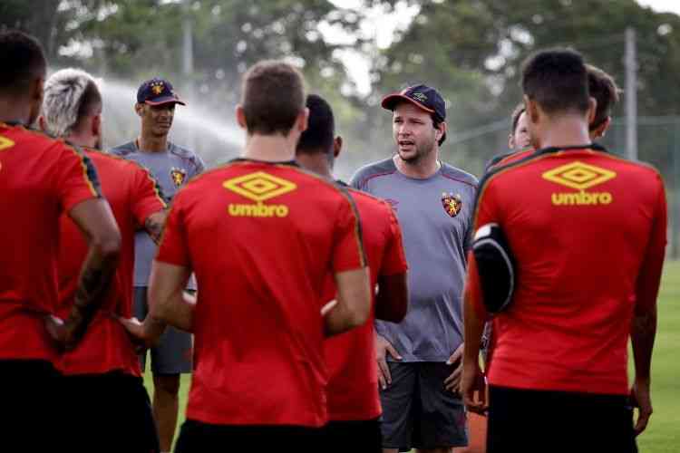 (Foto: Anderson Stevens/ Sport Recife )