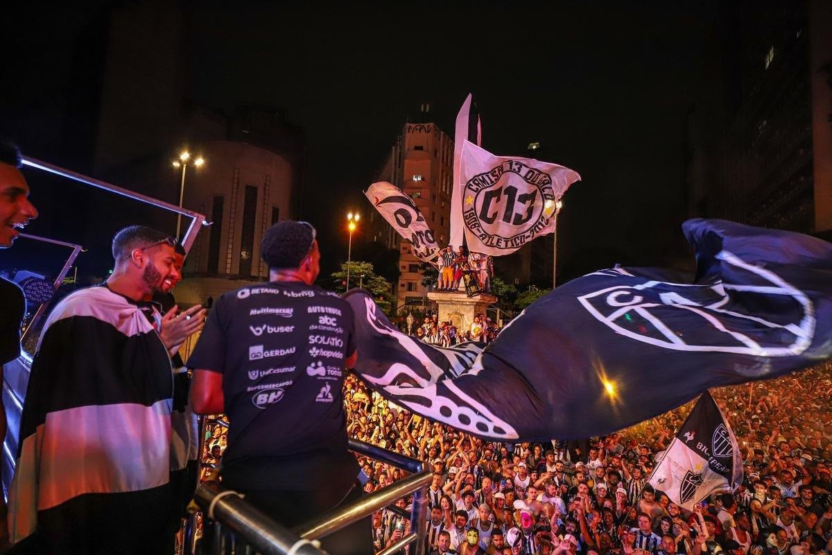 Bastidores da festa do Atltico em comemorao ao ttulo brasileiro