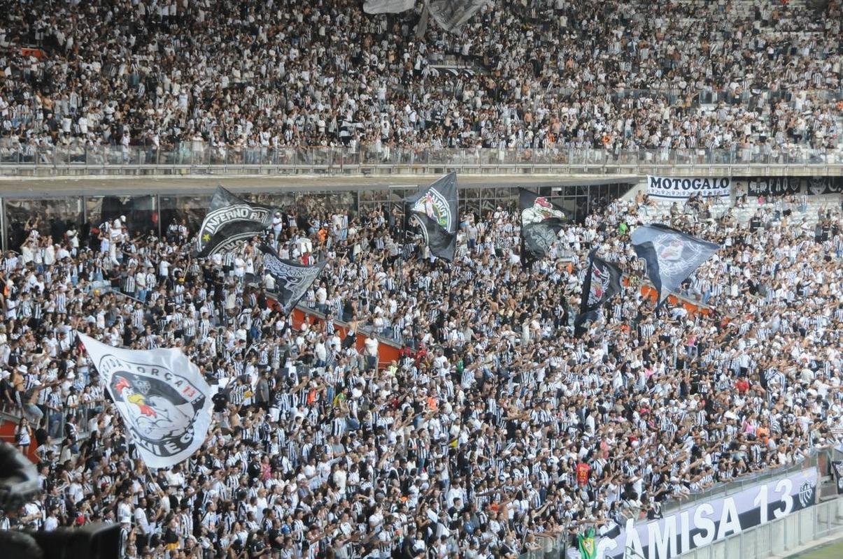 Fotos da torcida do Atltico na partida contra o Flamengo, no Mineiro, em Belo Horizonte, pela 13 rodada do Campeonato Brasileiro