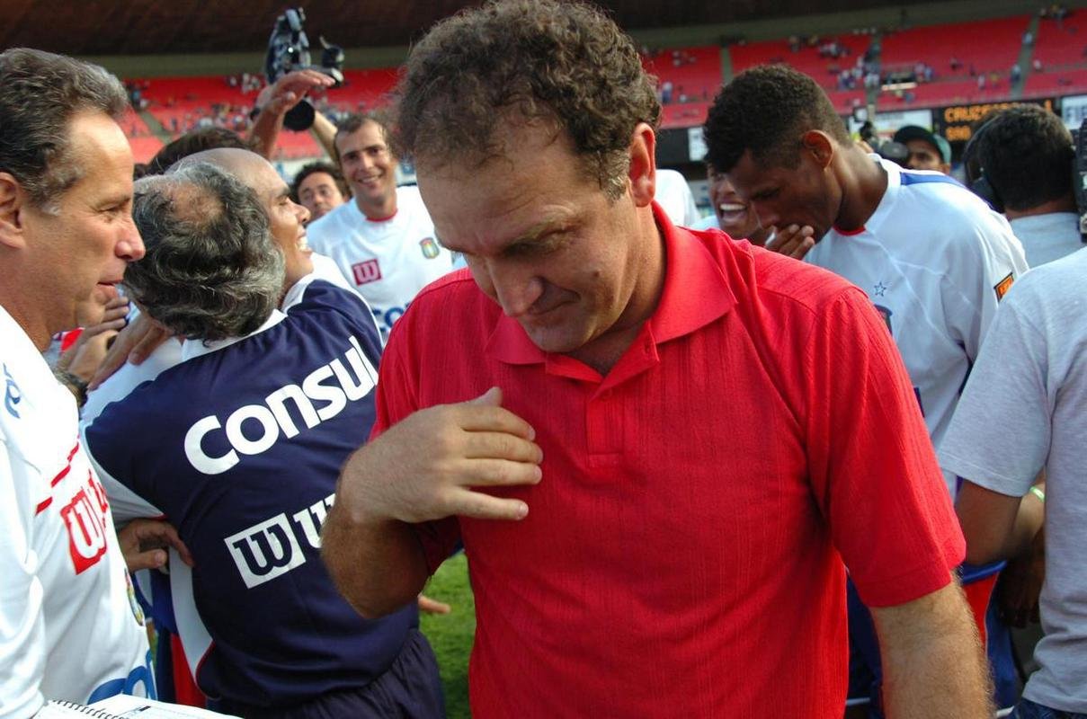 So Caetano (2005) - 53,3%