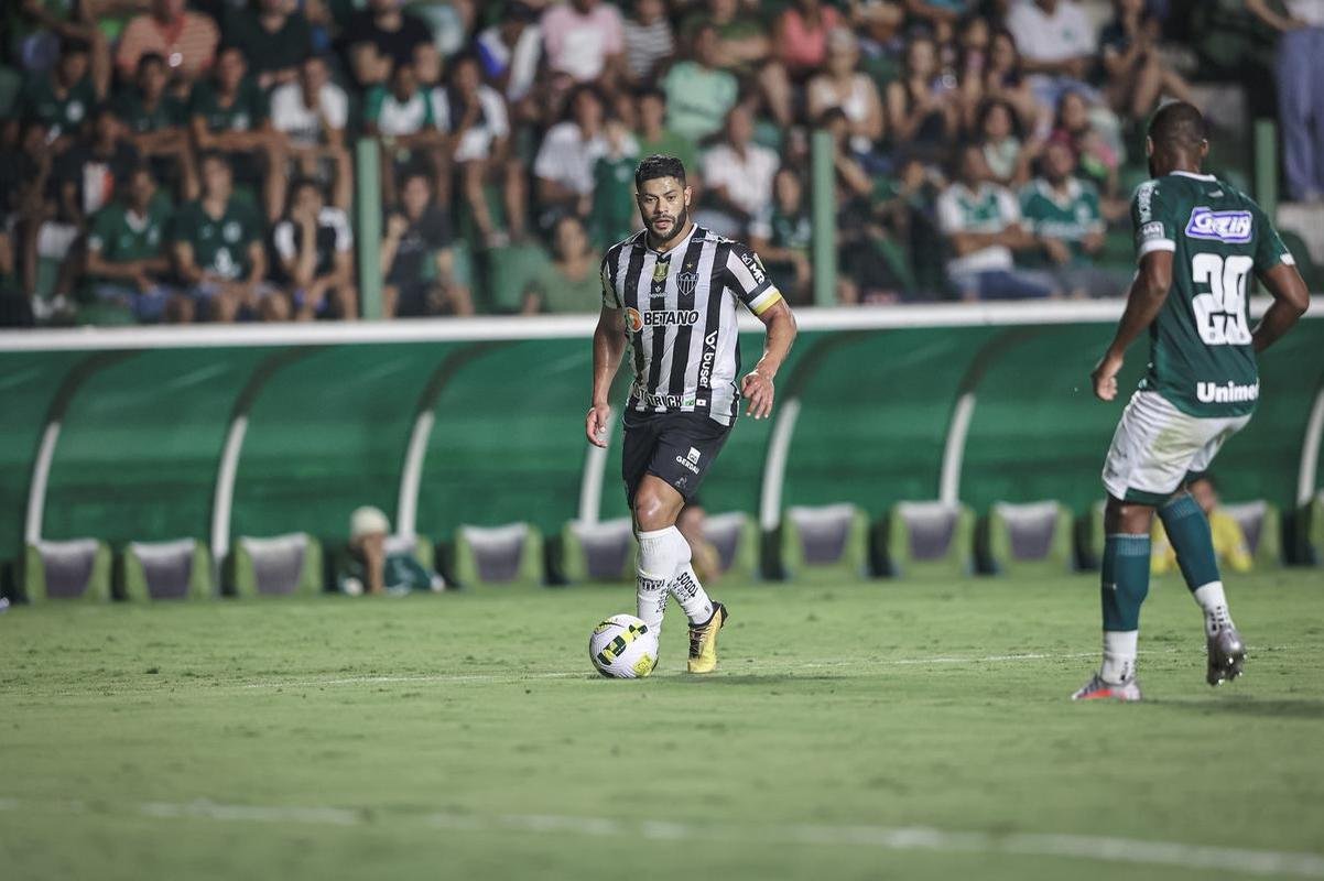 Fotos do jogo entre Gois e Atltico no Estdio da Serrinha, em Goinia, pela quarta rodada do Campeonato Brasileiro