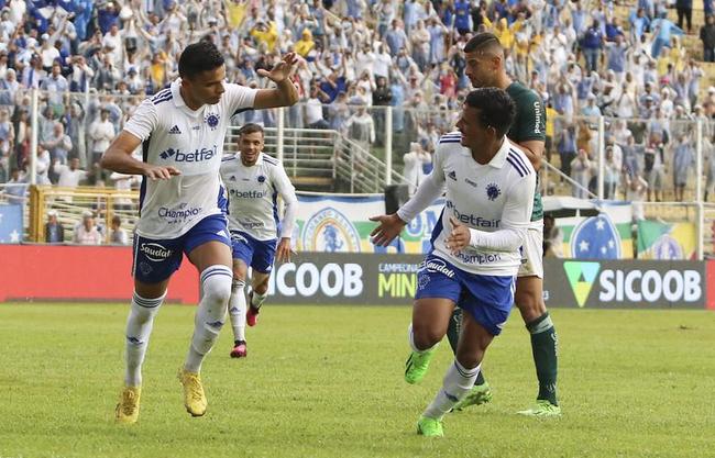 Fotos do jogo entre Caldense x Cruzeiro, no estádio Ronaldão, em Poços de Caldas, pela 7ª rodada do Campeonato Mineiro