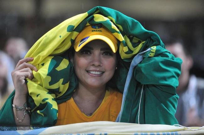 Fotos da torcida no Mineiro durante a vitria do Brasil sobre o Paraguai, por 4 a 0, pela 16 rodada das Eliminatrias da Copa do Mundo do Catar