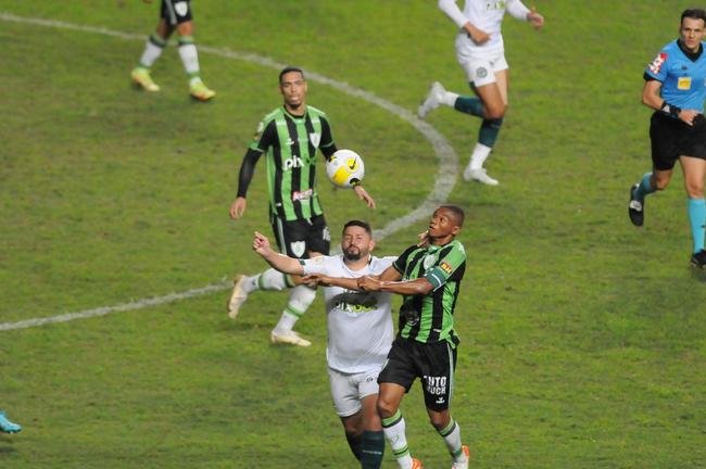 Amrica e Gois se enfrentaram no Independncia, pela 15 rodada da Srie A do Campeonato Brasileiro