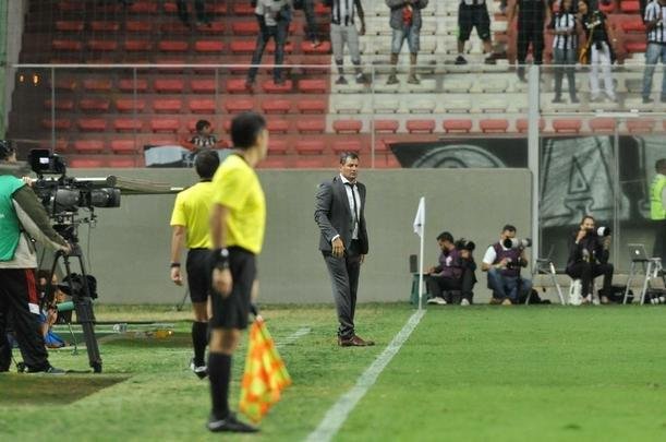 Partida foi disputada no Independncia, nessa noite de tera-feira