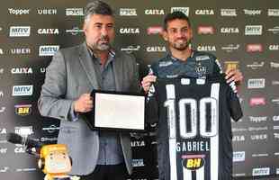 Gabriel completou 100 jogos pelo Atltico no empate por 0 a 0 com o San Lorenzo, no jogo de ida da Copa Sul-Americana, em 11 de abril