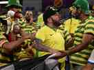 Torcedores do Brasil discutem por faixa antes de jogo com a Sua