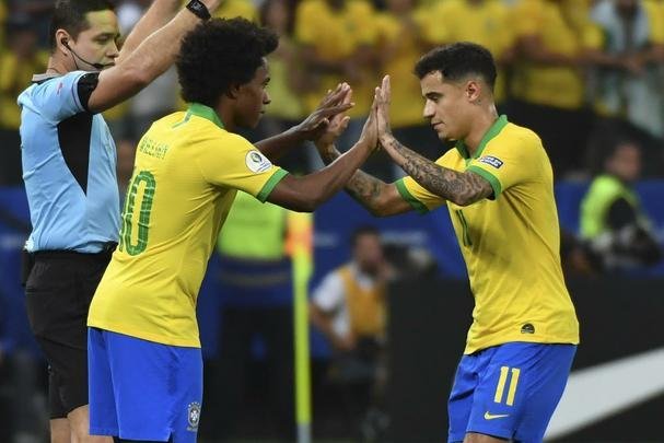 Imagens da vitória do Brasil sobre o Peru, na Arena Corinthians