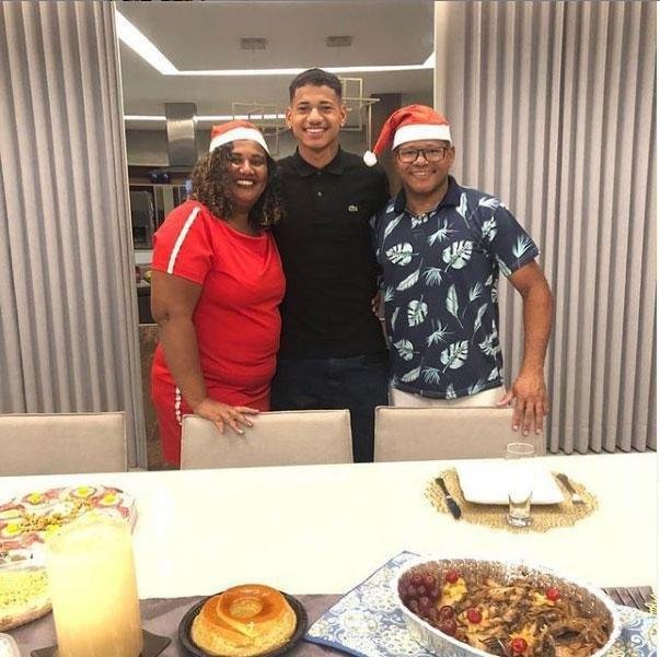 Marrony passou Natal em famlia