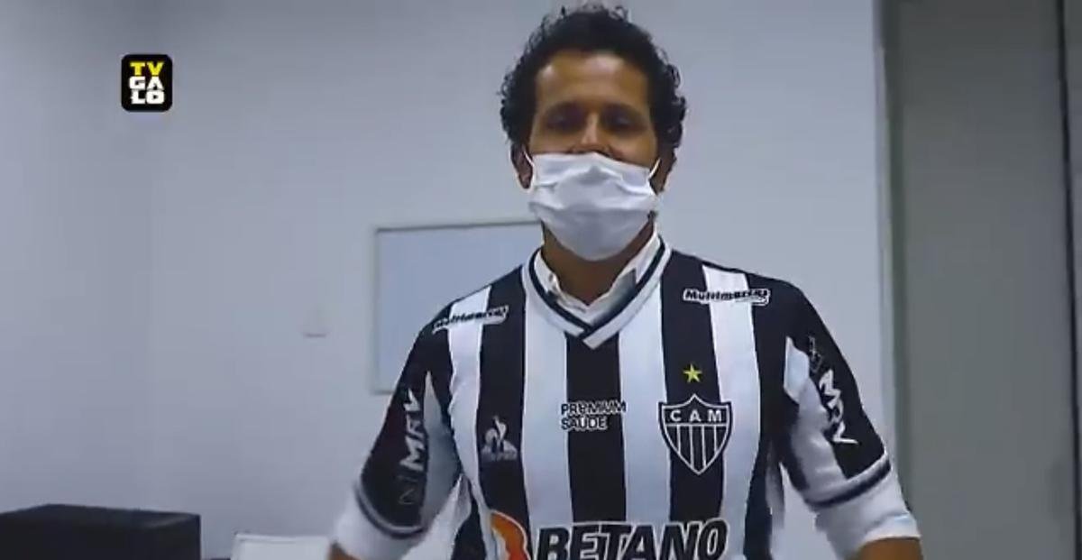 Com homenagem aos profissionais de sade do clube, Atltico divulga a nova camisa para a temporada 2021