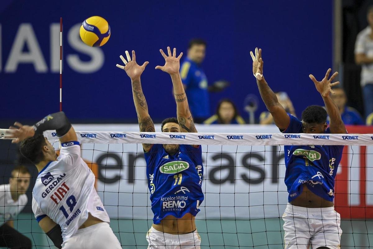 Cruzeiro venceu o Minas no tie-break no primeiro jogo da final da Superliga