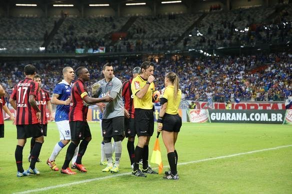 Cruzeiro foi prejudicado com um gol legal anulado