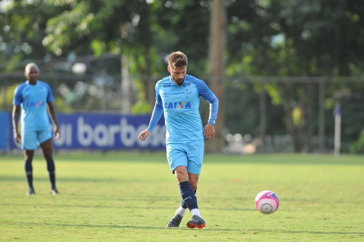 Fotos do ltimo treino do Cruzeiro antes do jogo diante do Tupi, pela semifinal do Campeonato Mineiro