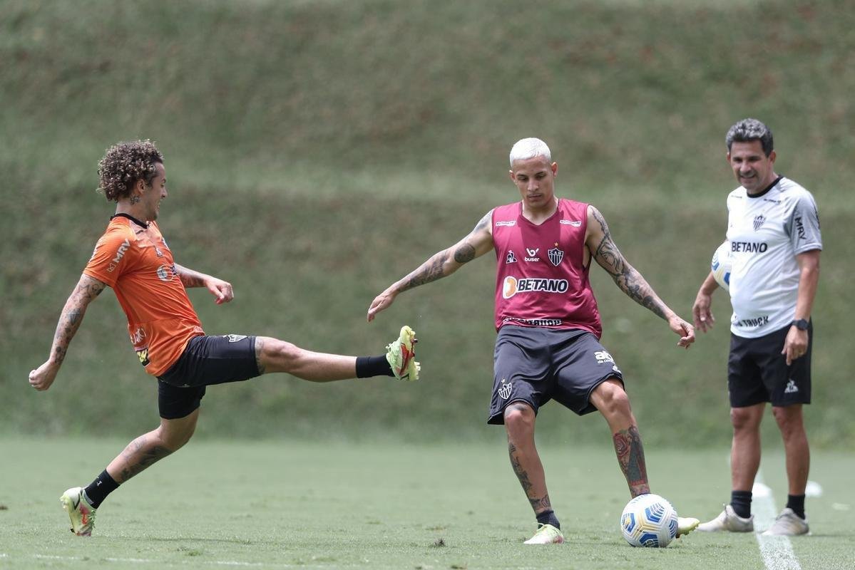 Treinamento do Atltico neste sbado, aps o ttulo brasileiro