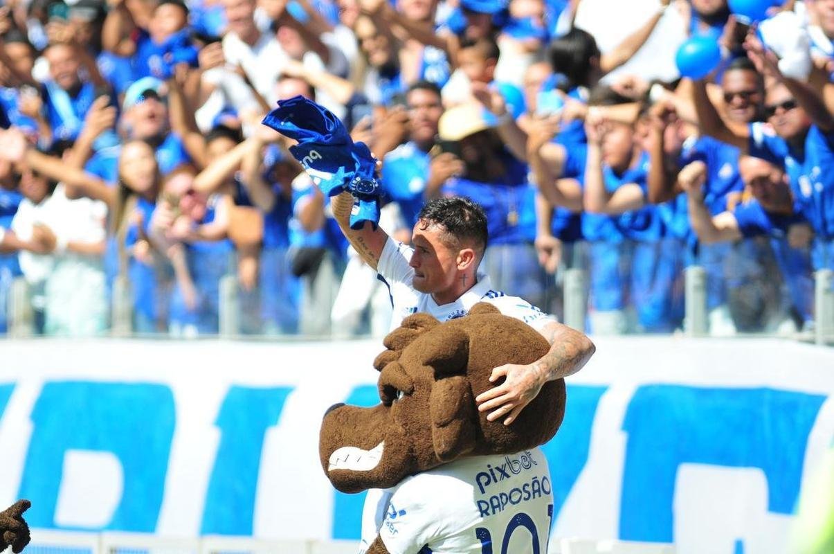 Veja fotos do jogo Cruzeiro x Sampaio Corra, no Mineiro