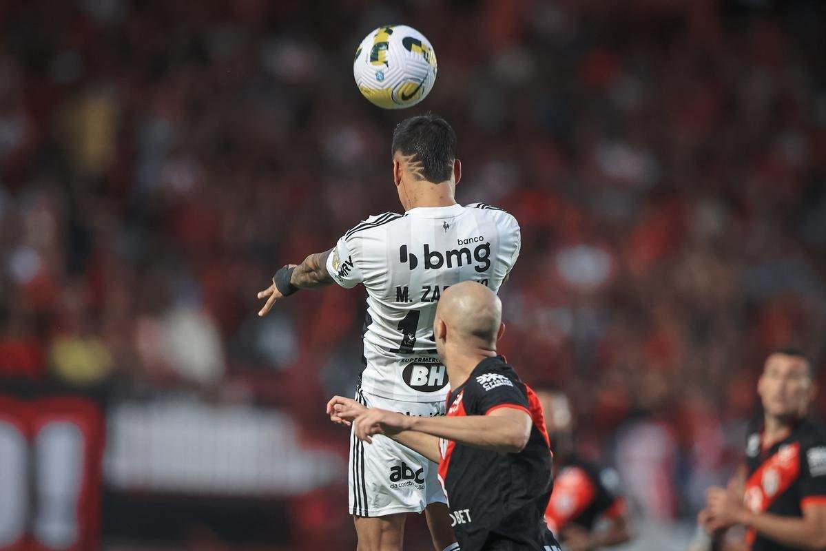 Atltico-GO x Atltico: veja fotos do jogo pelo Brasileiro