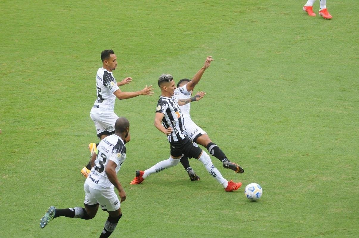 Fotos do jogo entre Atltico e Cear, no Mineiro, pela 25 rodada da Srie A do Campeonato Brasileiro