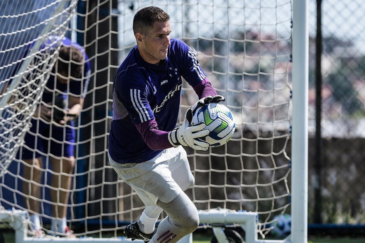 O Cruzeiro treinou nesta quarta-feira (5/4), na Toca da Raposa II, em Belo Horizonte