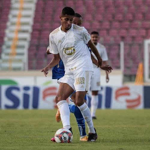 Fotos do jogo entre Confiança e Cruzeiro, pela Série B