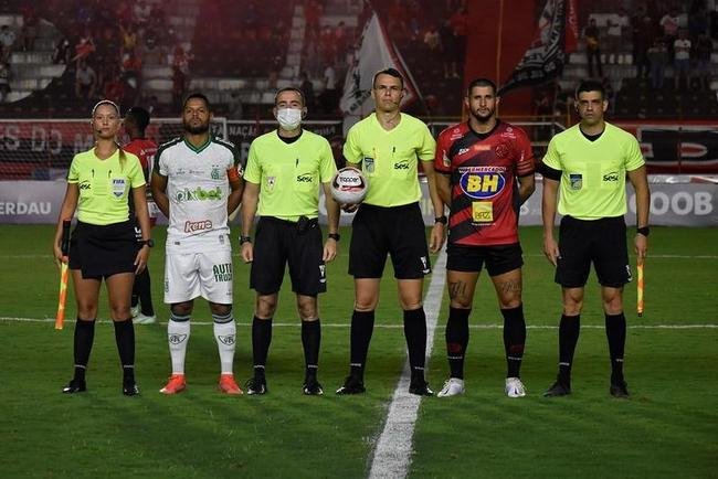 O Amrica visitou o Pouso Alegre nesta tera-feira (8), em partida vlida pela 5 rodada do Campeonato Mineiro de 2022. O duelo foi realizado no Estdio Manduzo, em Pouso Alegre.