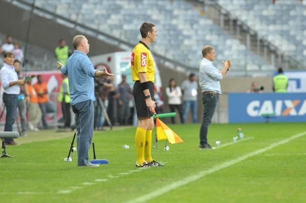 Fotos do jogo entre Cruzeiro e So Paulo