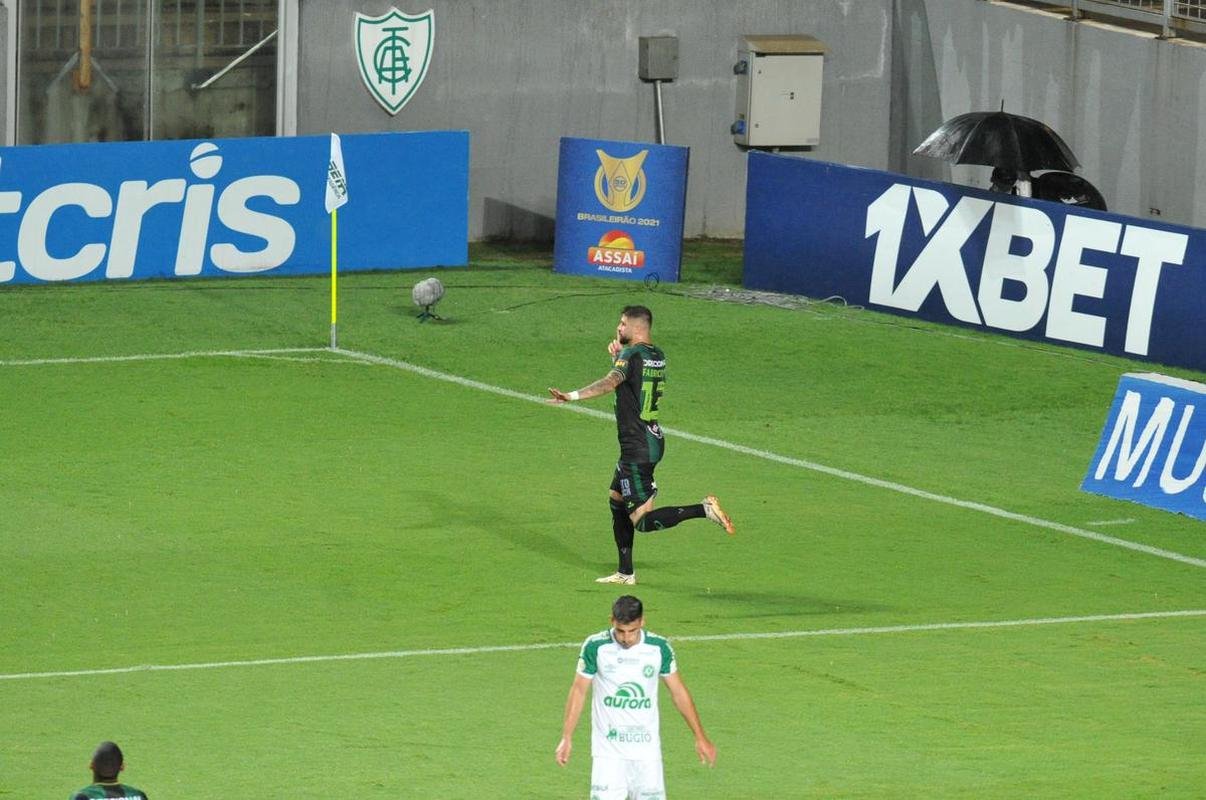 Fotos da vitria do Amrica sobre a Chapecoense, por 3 a 0, no Independncia, pela 35 rodada do Campeonato Brasileiro