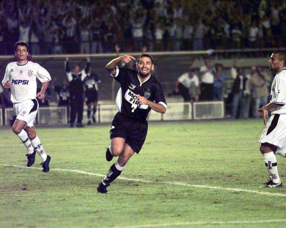 Guilherme anotou 139 gols em 205 partidas com a camisa do Atltico. Ele  o 7 maior artilheiro do clube.