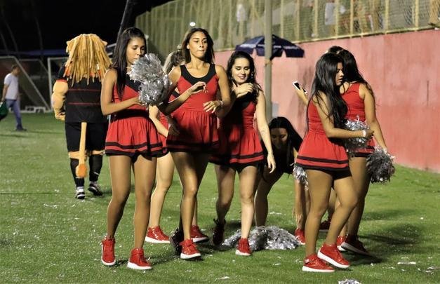 Vitória derrotou Atlético por 1 a 0, no Barradão, com gol de Léo Ceará