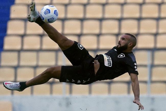 Z� Welison est� confirmado no time carioca para o jogo no Maranh�o 
