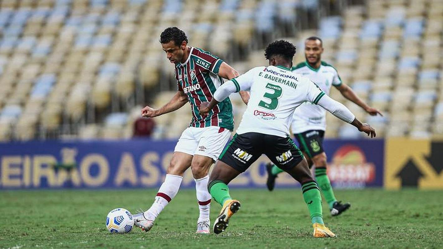 Fotos da vitria do Fluminense sobre o Amrica, no Maracan, no Rio de Janeiro, pela 34 rodada do Campeonato Brasileiro