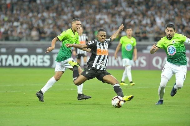 Veja fotos da partida entre Atltico e Zamora, no Mineiro