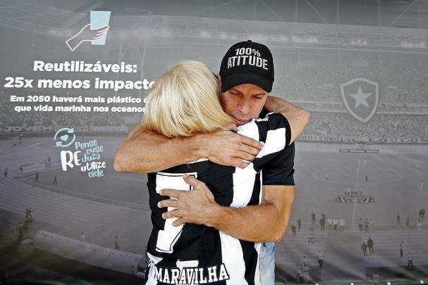 Fotos da vitória do Botafogo sobre o Atlético, por 2 a 1, no Engenhão, pela 18ª rodada do Brasileiro