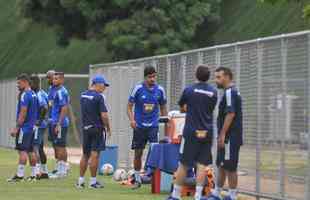 Fotos do terceiro treino do Cruzeiro na Toca da Raposa II (crdito: Alexandre Guzanshe/EM D.A Press)