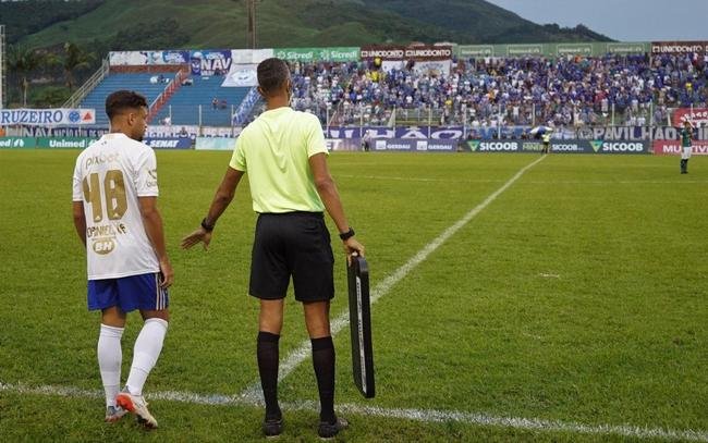 Fotos do jogo entre Caldense e Cruzeiro