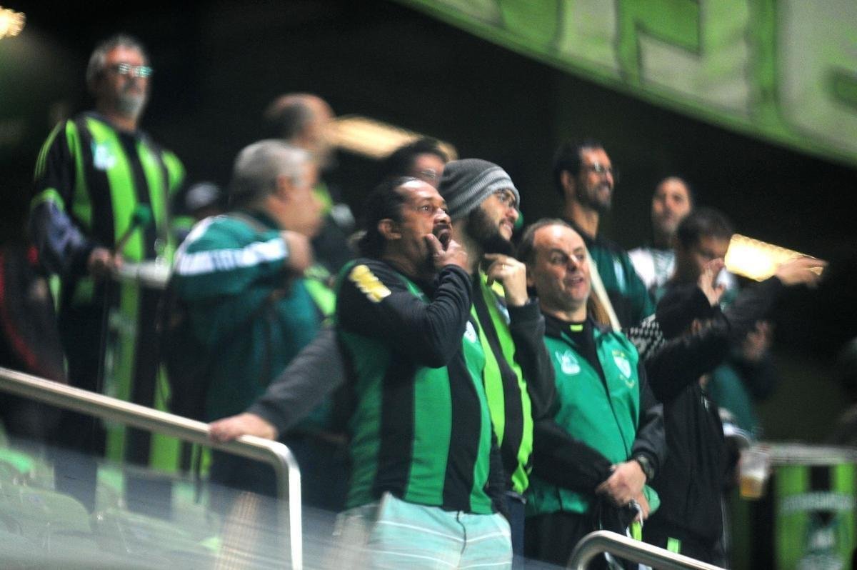 Amrica e Oeste duelaram na noite desta tera-feira, no Independncia, em jogo vlido pela 11 rodada da Srie B do Campeonato Brasileiro