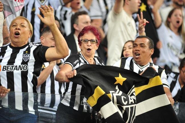 2 Atltico 1 x 0 Emelec, em 5/7, no Mineiro, pela Libertadores - Renda bruta de R$ 3.291.413,50