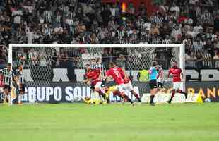 Atltico e Brasil de Pelotas-RS se enfrentaram nesta quarta-feira (12/4), no Mineiro, pela ida da terceira fase da Copa do Brasil