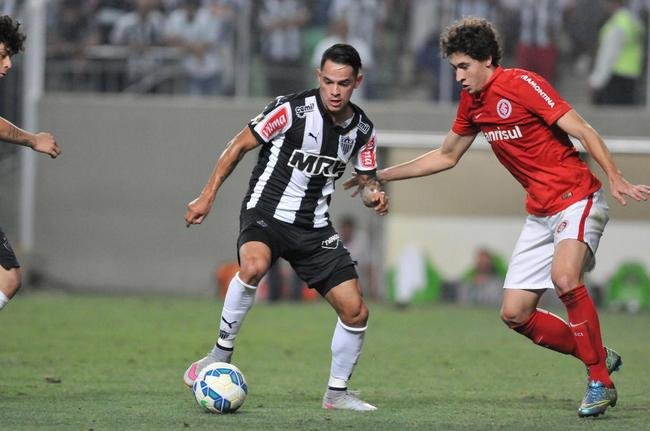 Giovanni Augusto (Guarani) - Com um gol no Paulista, meia tem passagens importantes pelo Atltico.
