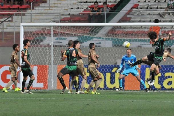 Fotos de Amrica x Sport, no Independncia, pela 37 rodada da Srie A (Rodrigo Clemente/EM D.A Press)