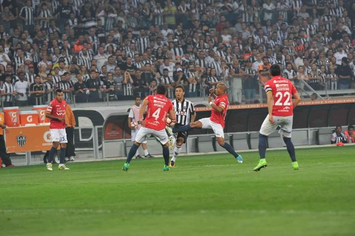 Atltico e Jorge Wilstermann se enfrentaram, no Mineiro, pelas oitavas de final da Libertadores