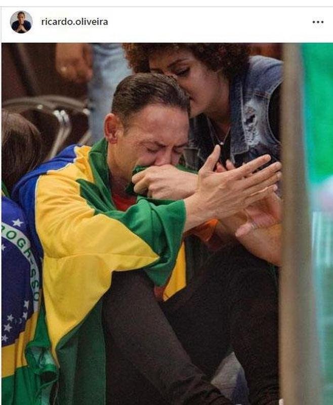 Ricardo Oliveira, ex-atacante de Atltico, Santos, So Paulo e Athletic; manifestaes de esportistas bolsonaristas aps a vitria de Lula, presidente eleito do Brasil