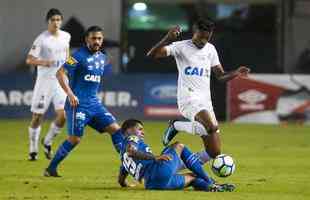 Fotos do jogo entre Santos e Cruzeiro, na Vila Belmiro, pelas quartas de final da Copa do Brasil