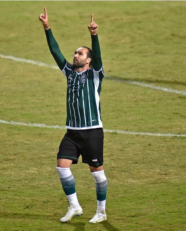 5 lugar - Coritiba - Lo Gamalho (7 gols)
