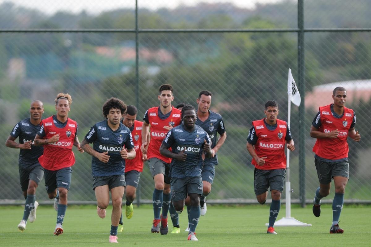 Veja imagens do primeiro dia de trabalho do Atltico no ano