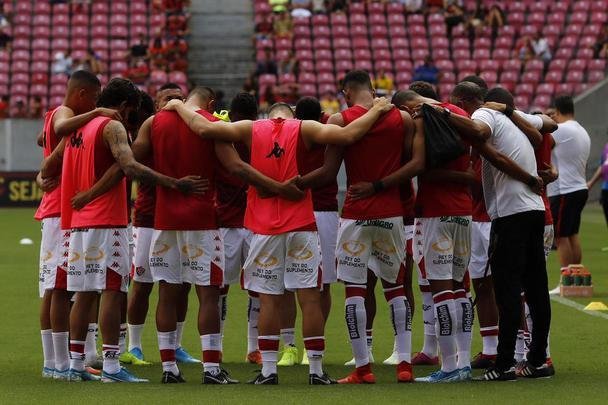 Partida entre Sport e Vitria, na Arena de Pernambuco, pela Copa do Nordeste